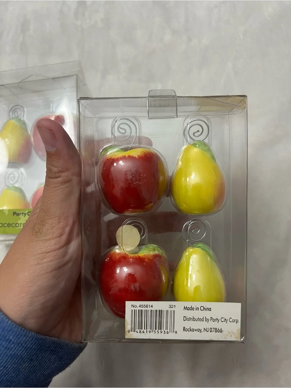 Party City Fruit Placecard Holders in Yellow & Red - 2 Packs